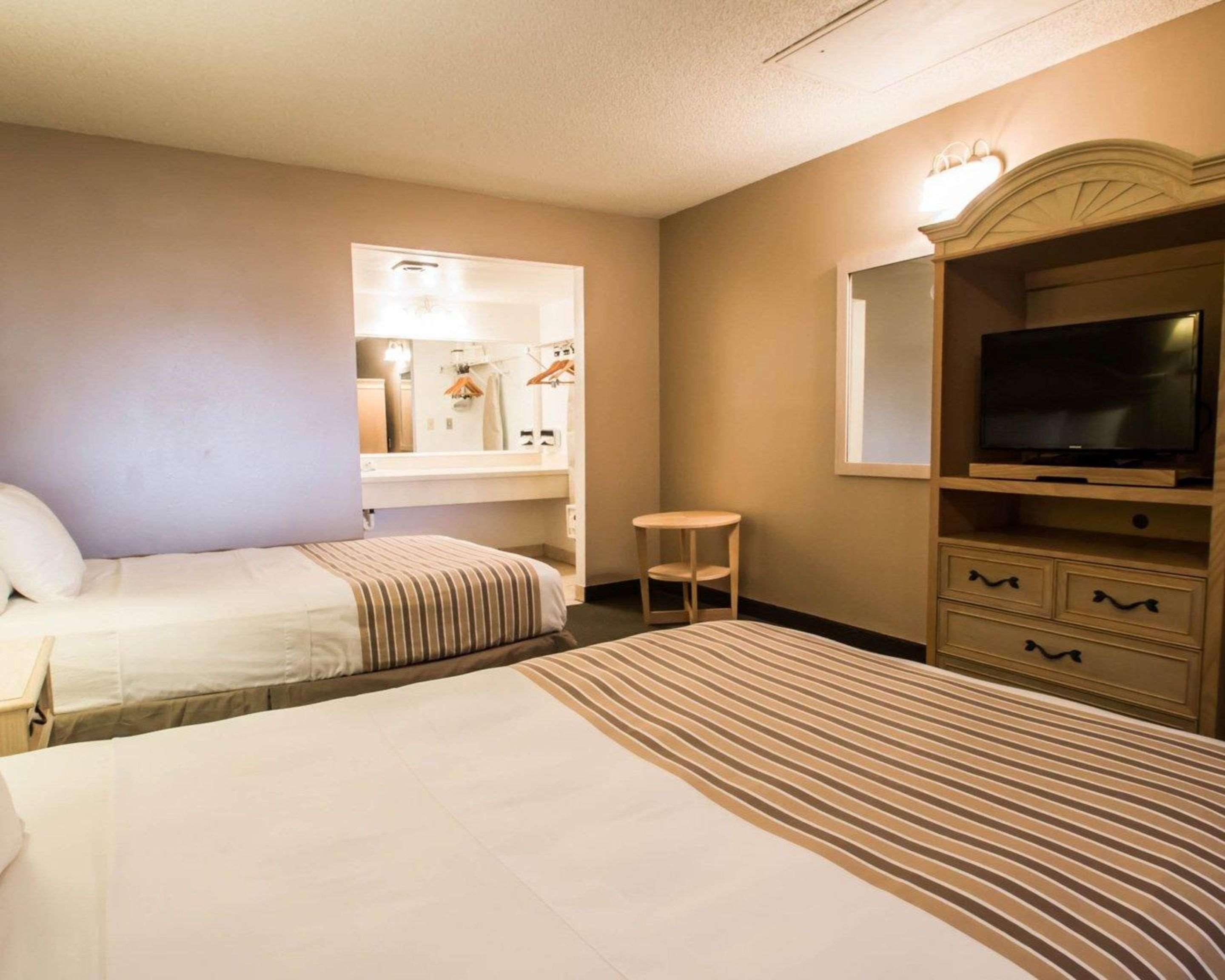 Rodeway Inn Apopka Forest City Exterior foto